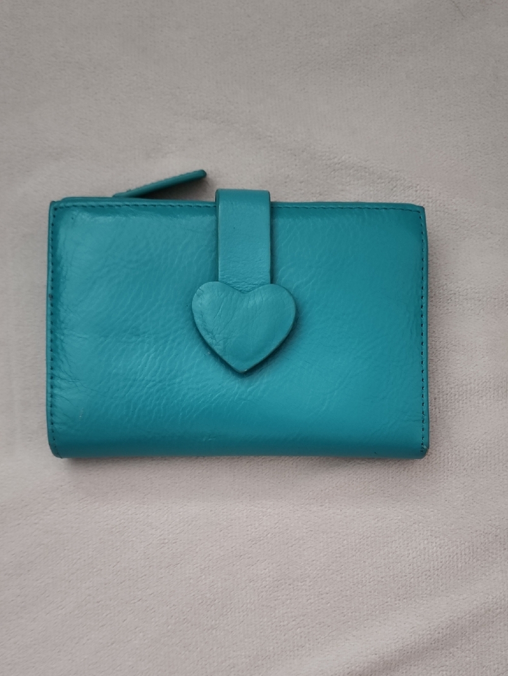 Turquoise Heart-Accent Women's Wallet